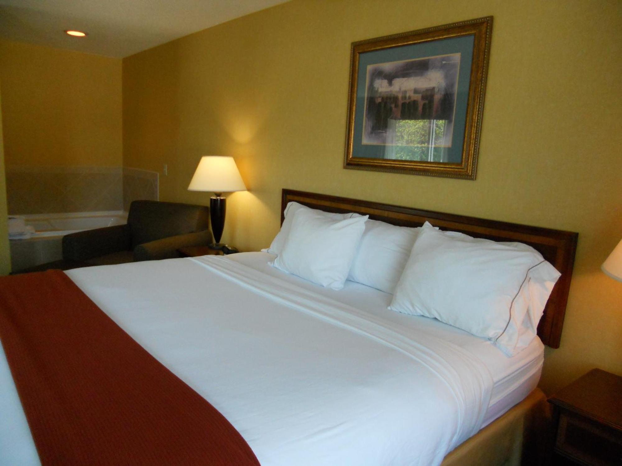 Holiday Inn Express And Suites Hazard By Ihg Экстерьер фото